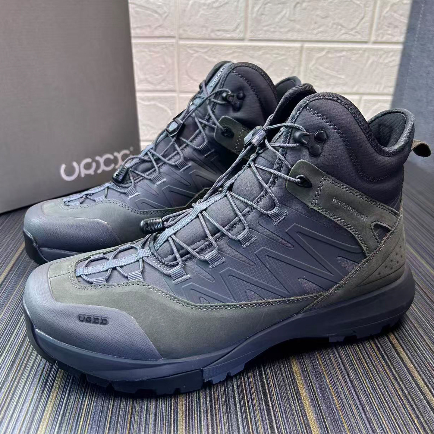 High Top Hiking Leather Shoes  - Brand Of Streetwear 评论和价格